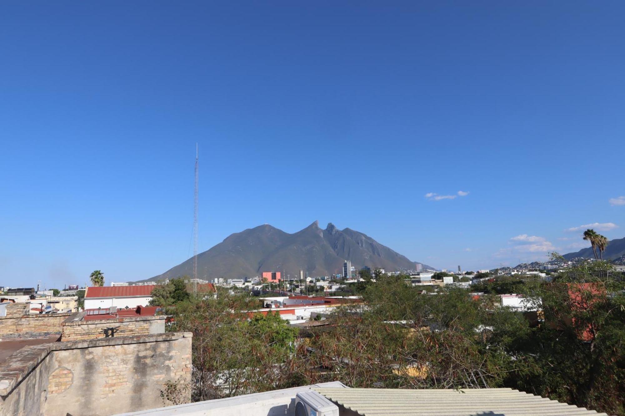 Krishna Guest House Monterrey Exterior photo